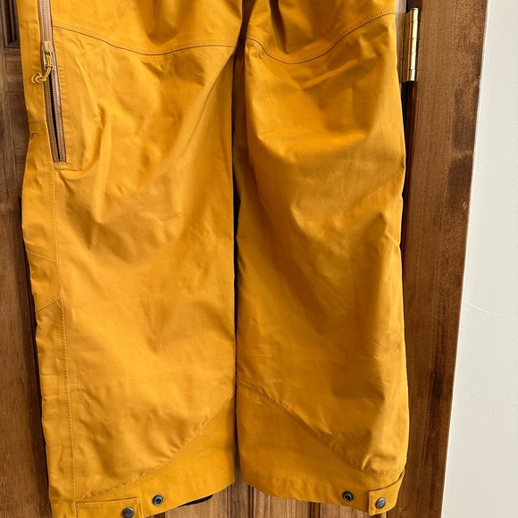 Flylow Moxie Bibs - Picture 4 of 9